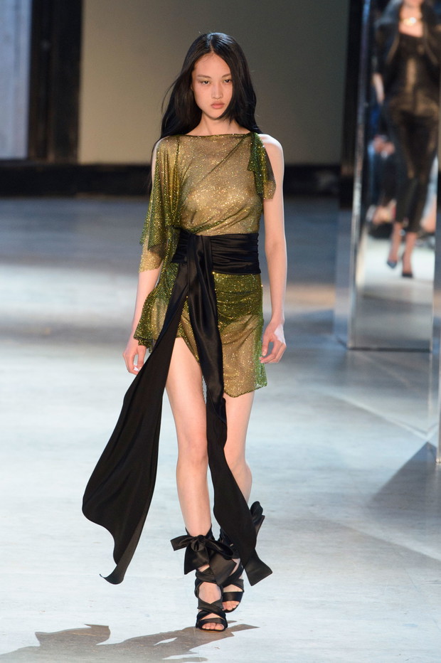 Alexandre Vauthier haute couture jesień-zima 2016/2017, fot. Imaxtree