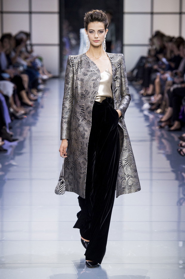 Armani Privé haute couture jesień-zima 2016/2017, fot. Imaxtree
