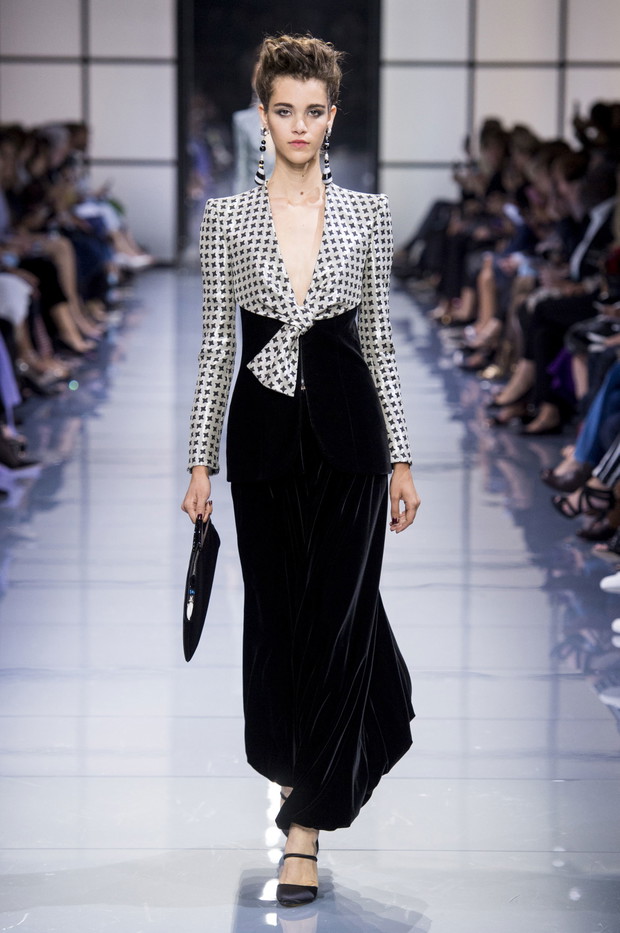Armani Privé haute couture jesień-zima 2016/2017, fot. Imaxtree