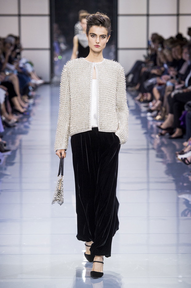 Armani Privé haute couture jesień-zima 2016/2017, fot. Imaxtree