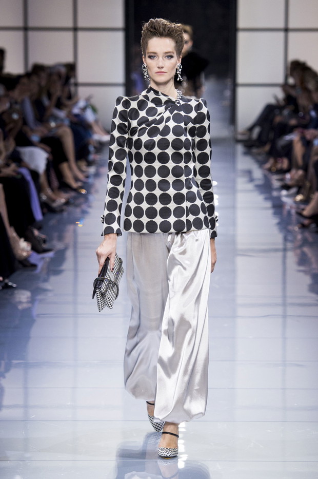 Armani Privé haute couture jesień-zima 2016/2017, fot. Imaxtree