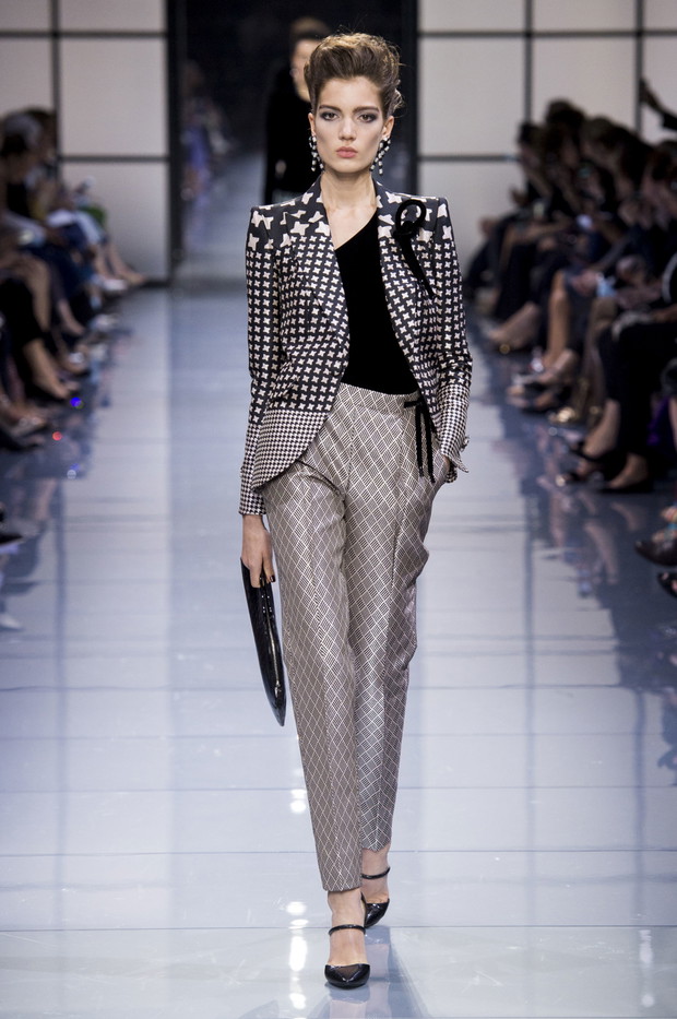 Armani Privé haute couture jesień-zima 2016/2017, fot. Imaxtree