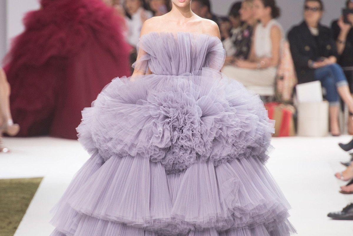 Giambattista Valli haute couture jesień-zima 2016/2017, fot. Imaxtree