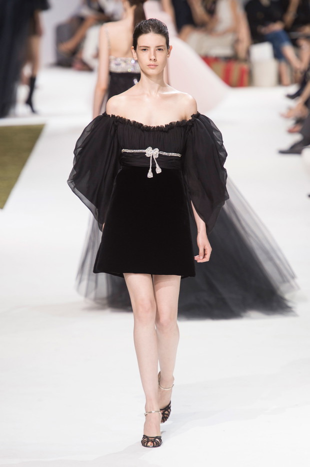 Giambattista Valli haute couture jesień-zima 2016/2017, fot. Imaxtree