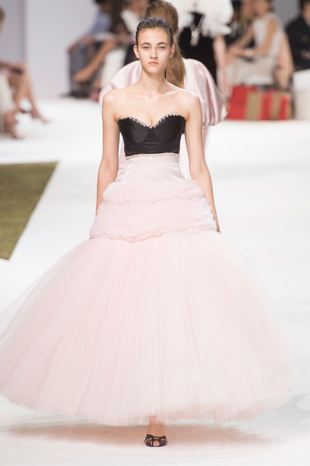 Giambattista Valli haute couture jesień-zima 2016/2017, fot. Imaxtree