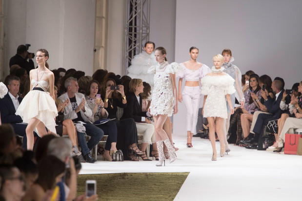 Giambattista Valli haute couture jesień-zima 2016/2017, fot. Imaxtree