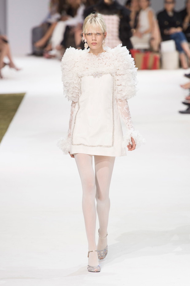 Giambattista Valli haute couture jesień-zima 2016/2017, fot. Imaxtree