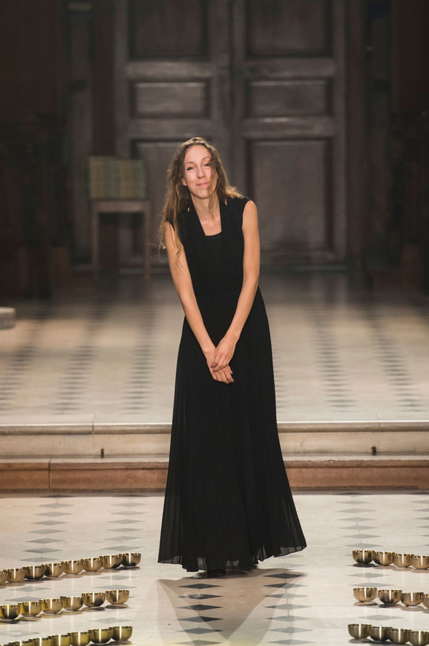 Iris van Herpen haute couture jesień-zima 2016/2017, fot. Imaxtree