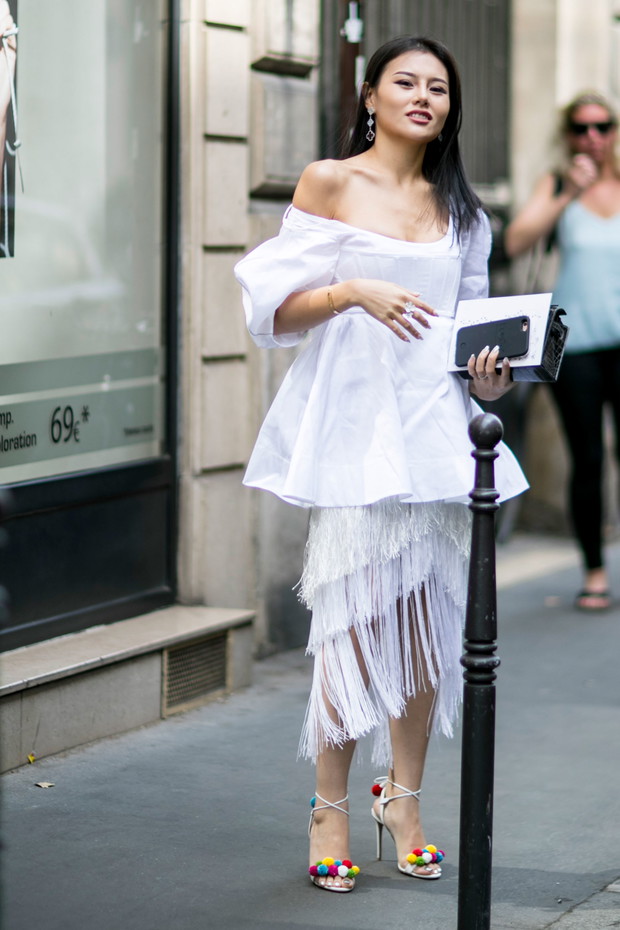 Street fashion: haute couture jesień-zima 2016/2017, fot. Imaxtree