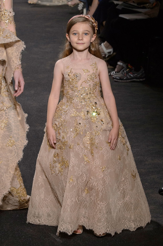 Elie Saab haute couture jesień-zima 2016/2017, fot. Imaxtree