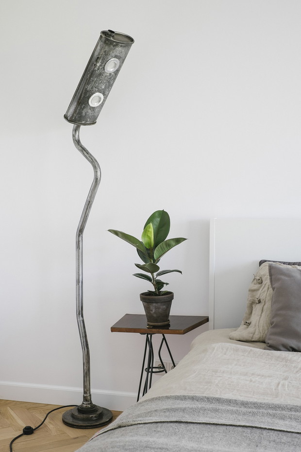 REC.ON - designerskie lampy z samochodowych części