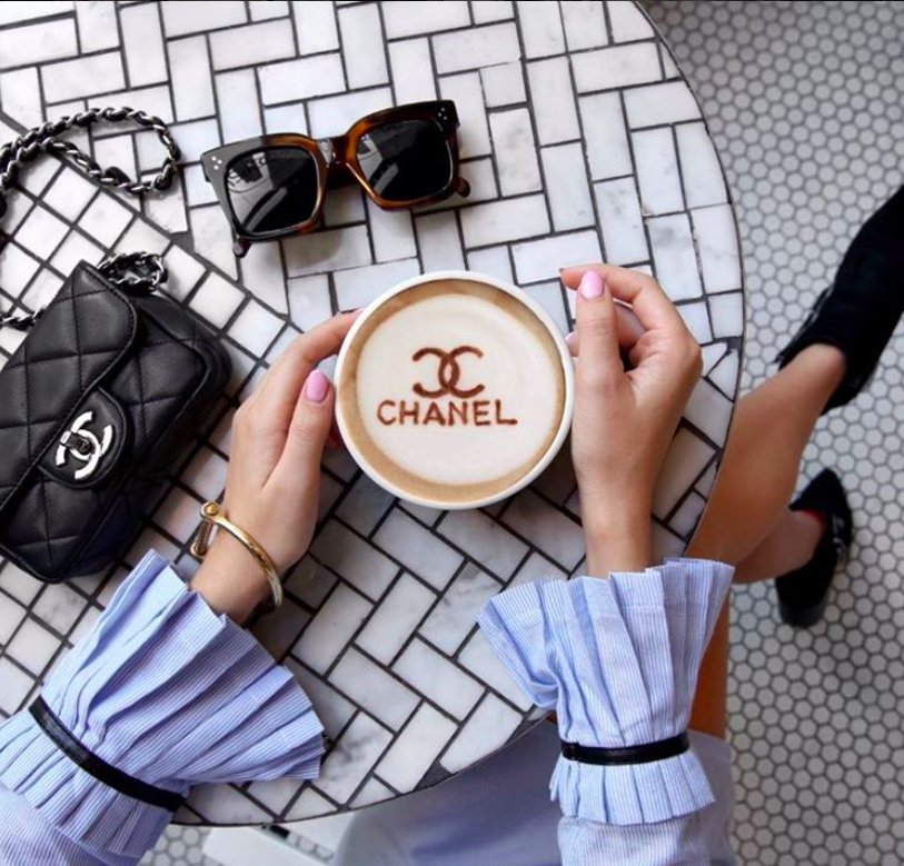 #DesignerLatte - najmodniejsza kawa na Instagramie, fot. @coffeenclothes