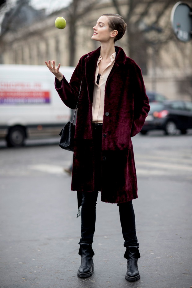 Street fashion: modelki off duty na Paris Fashion Week haute couture SS17