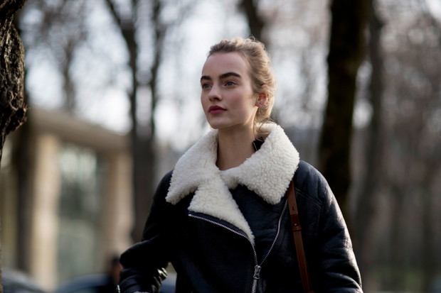 Street fashion: modelki off duty na Paris Fashion Week haute couture SS17