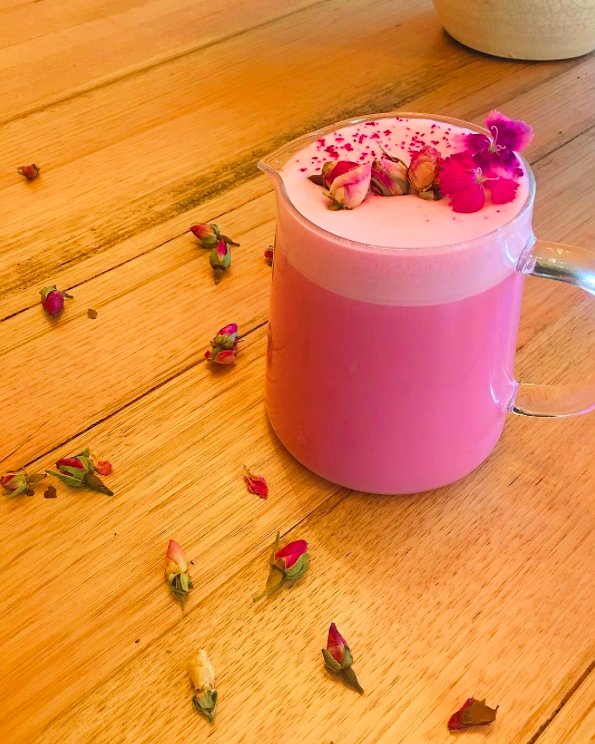 Trendy kulinarne 2017: różane latte