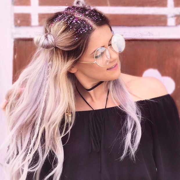 #GlitterRoots - festiwalowy trend urodowy