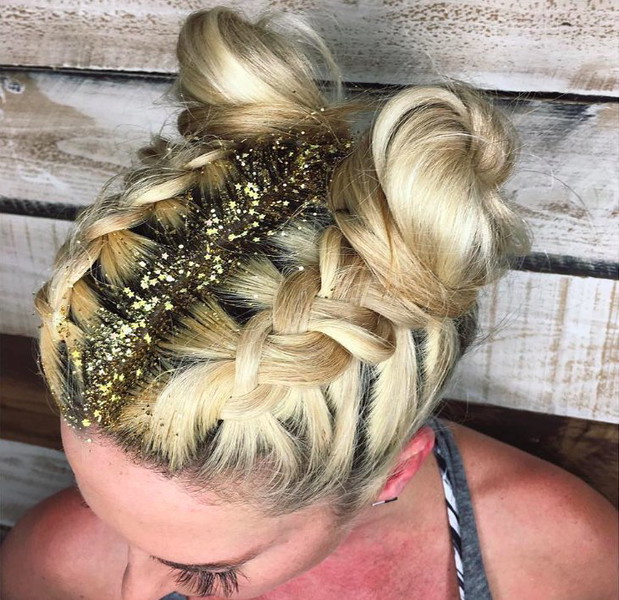 #GlitterRoots - festiwalowy trend urodowy