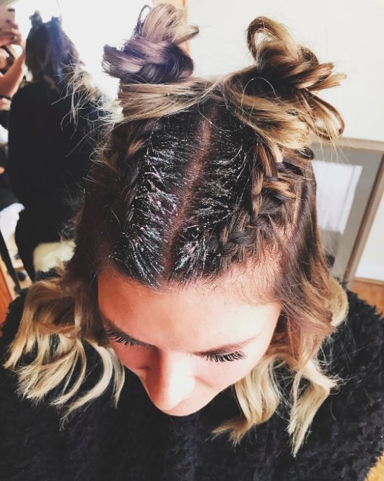 #GlitterRoots - festiwalowy trend urodowy