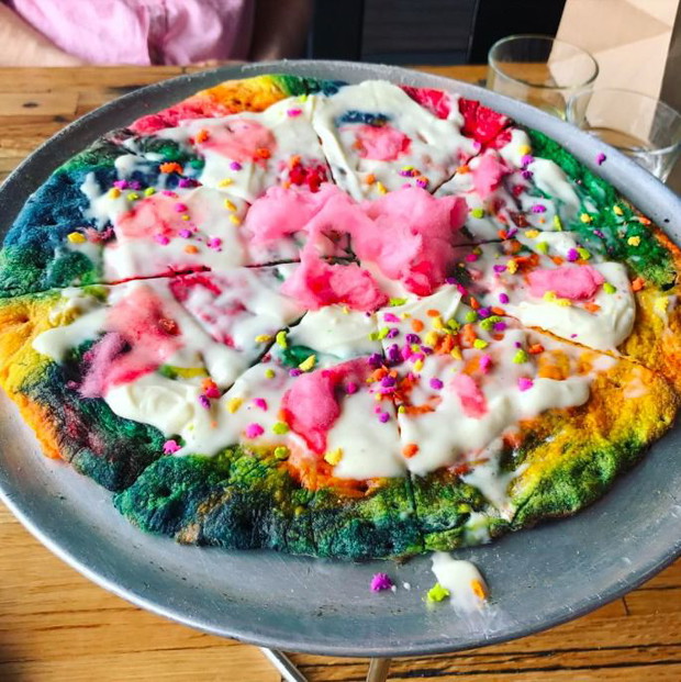 Tęczowe dania z Instagrama - unicorn pizza