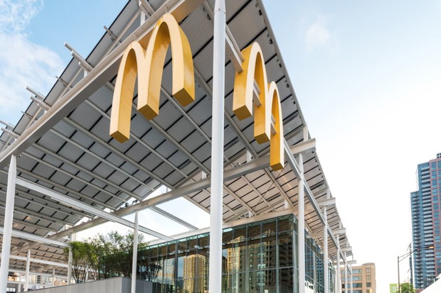 Elegancki McDonald’s w Chicago