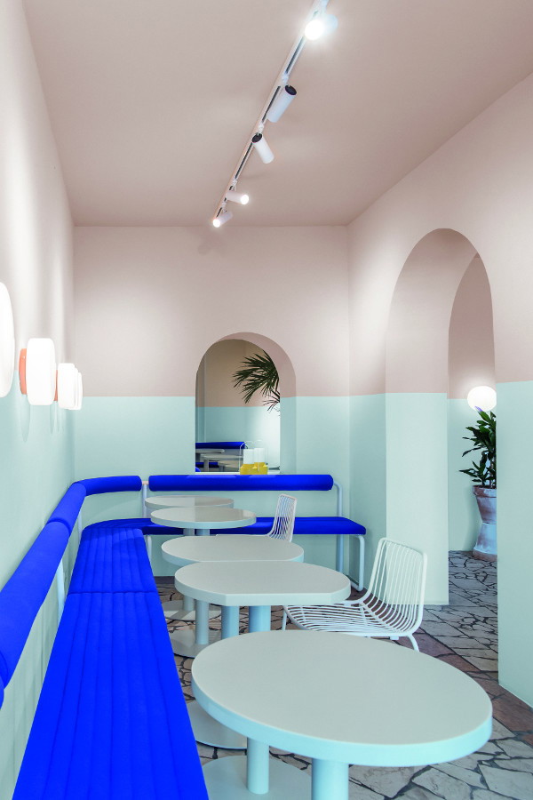 Restauracja L.A. POKÉ, projekt: Ester Bruzkus Architekten