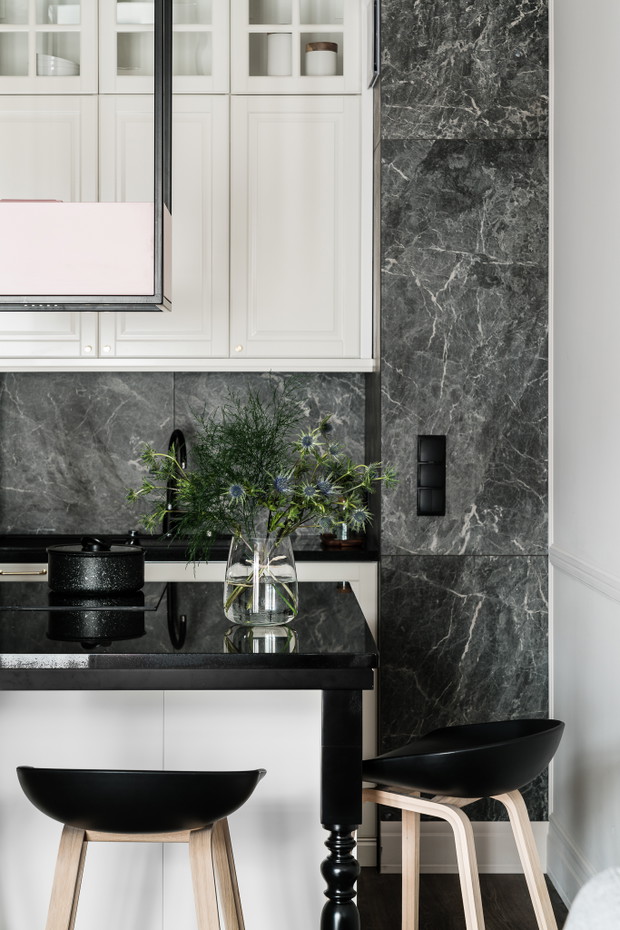 Wnętrze tygodnia: kobiece i eleganckie 40 m2 w Gdańsku