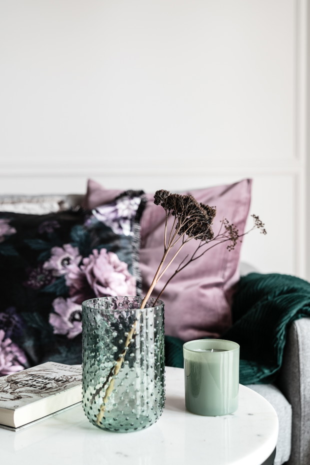 Wnętrze tygodnia: kobiece i eleganckie 40 m2 w Gdańsku