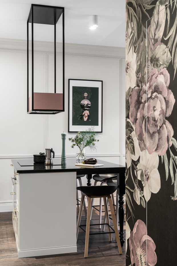 Wnętrze tygodnia: kobiece i eleganckie 40 m2 w Gdańsku