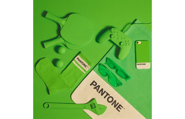 Kolekcja Bershka x PANTONE
