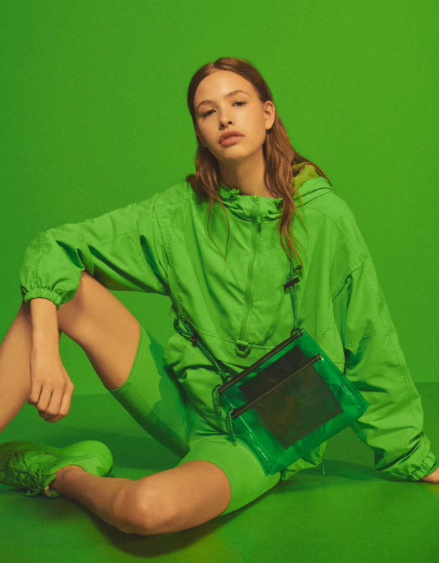 Kolekcja Bershka x PANTONE