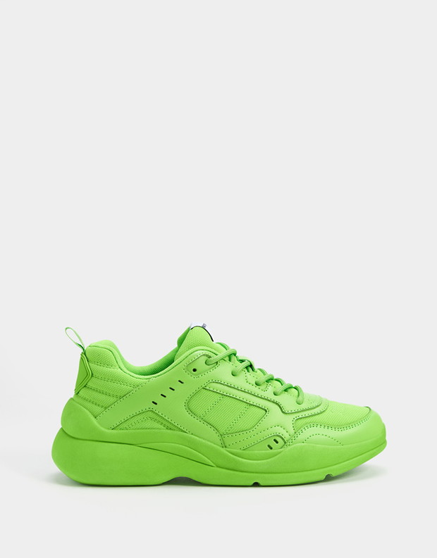 Kolekcja Bershka x PANTONE