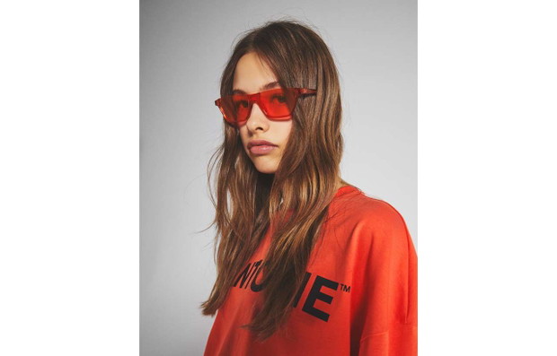 Kolekcja Bershka x PANTONE