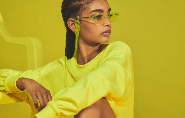 Kolekcja Bershka x PANTONE