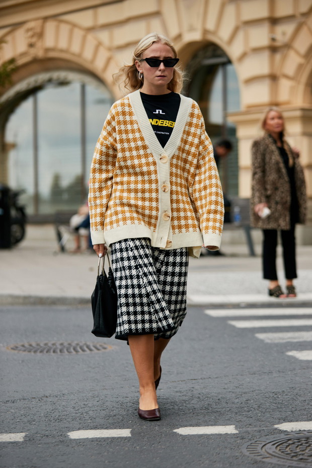 Stylizacje Stockholm Fashion Week (street style)