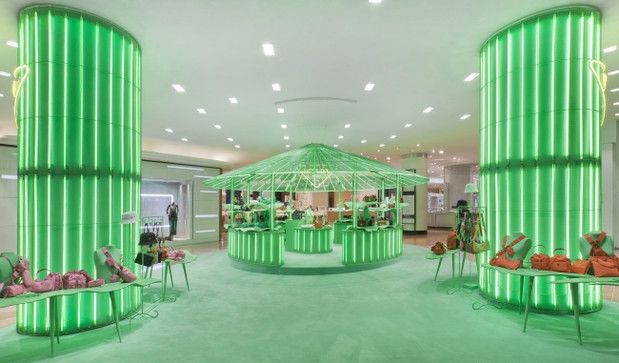 „Hyper Leaves” - pop up Prady w Galerii Lafayette