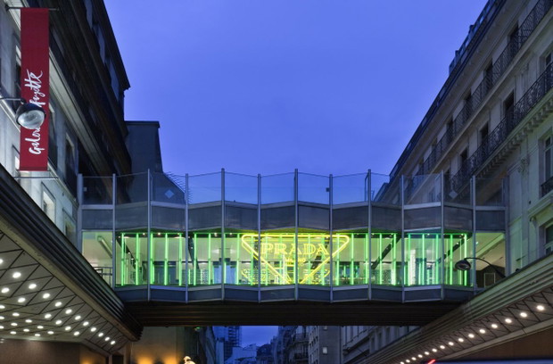 „Hyper Leaves” - pop up Prady w Galerii Lafayette