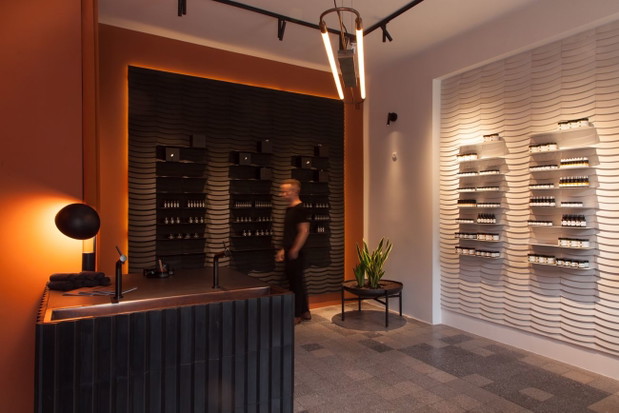 Salon Purite przy Placu Grzybowskim, projekt: Sebastian Kubiak