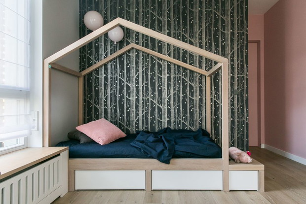 Apartament z granatowymi akcentami w Poznaniu, projekt: Joanna Zabłocka