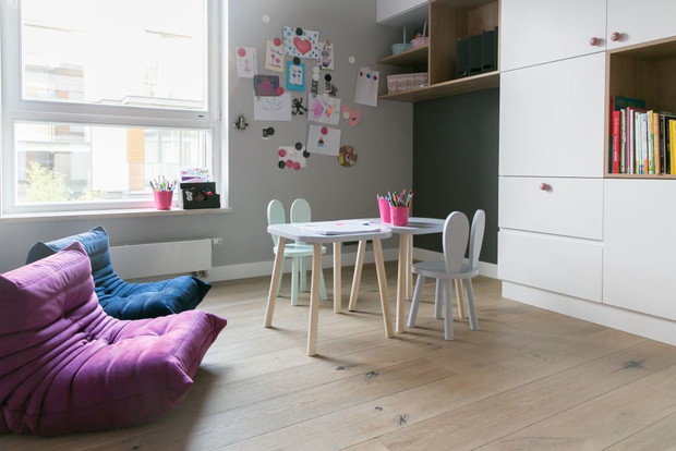 Apartament z granatowymi akcentami w Poznaniu, projekt: Joanna Zabłocka