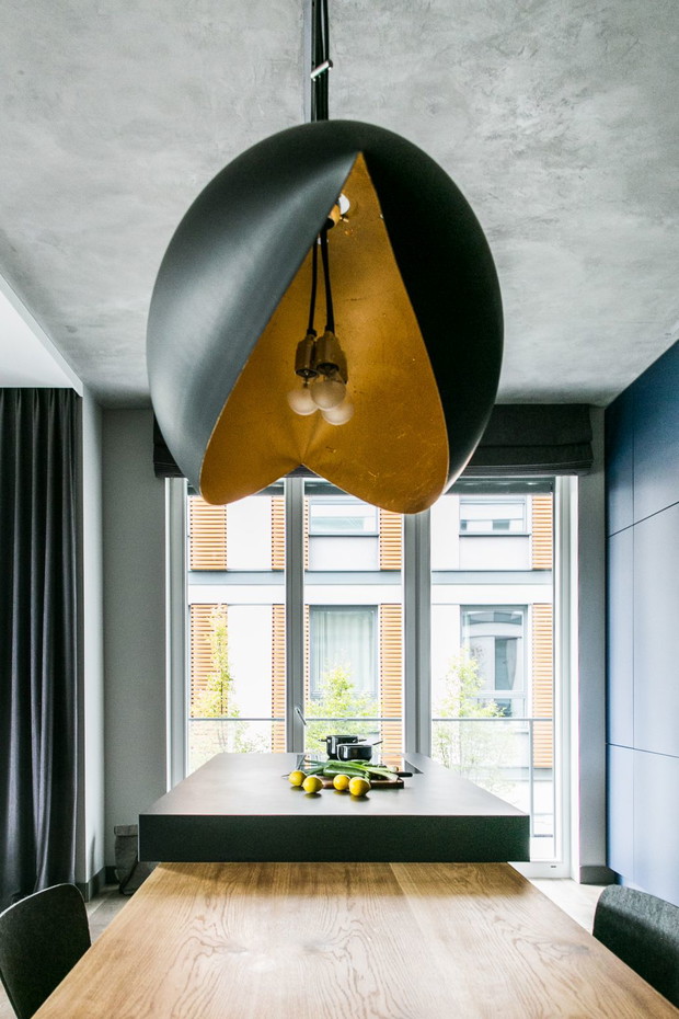 Apartament z granatowymi akcentami w Poznaniu, projekt: Joanna Zabłocka