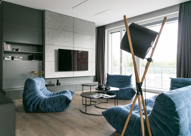 Apartament z granatowymi akcentami w Poznaniu, projekt: Joanna Zabłocka