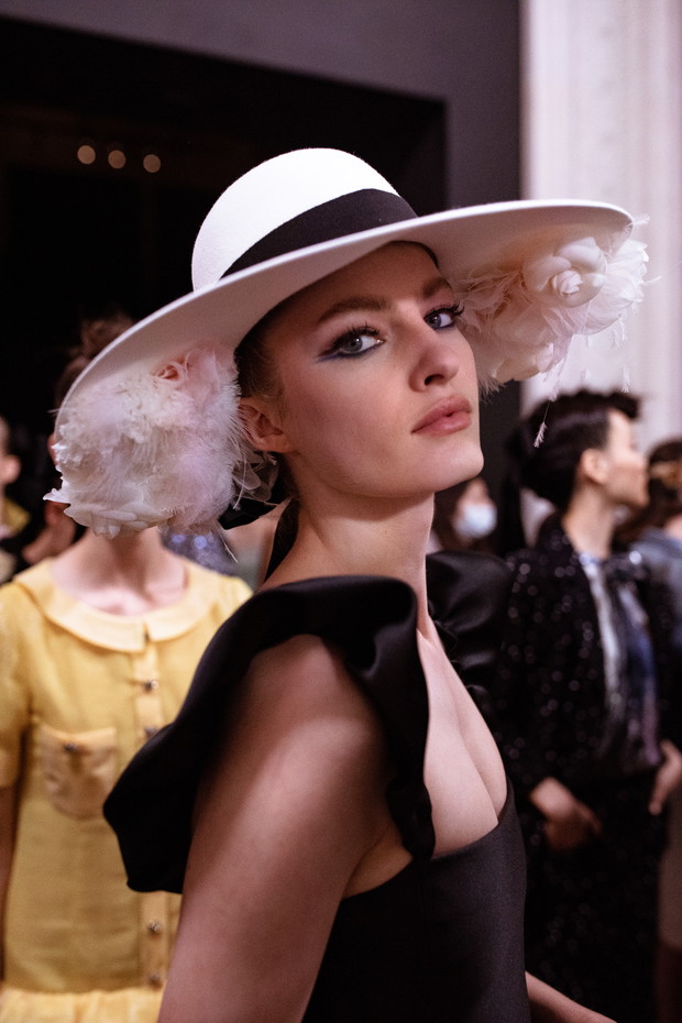 Backstage: Chanel haute couture jesień-zima 2021/2022