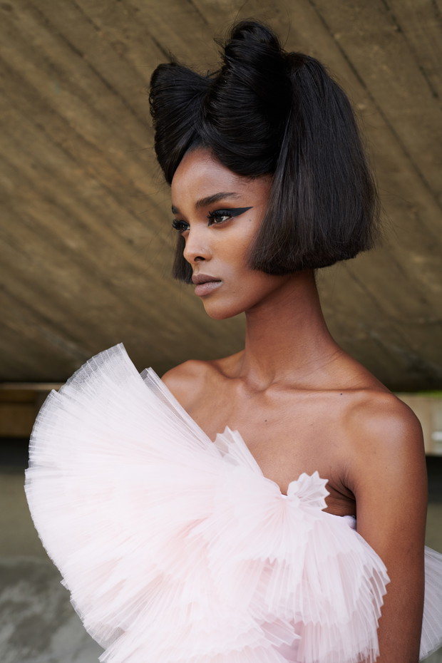 Backstage: Giambattista Valli haute couture jesień-zima 2021/2022