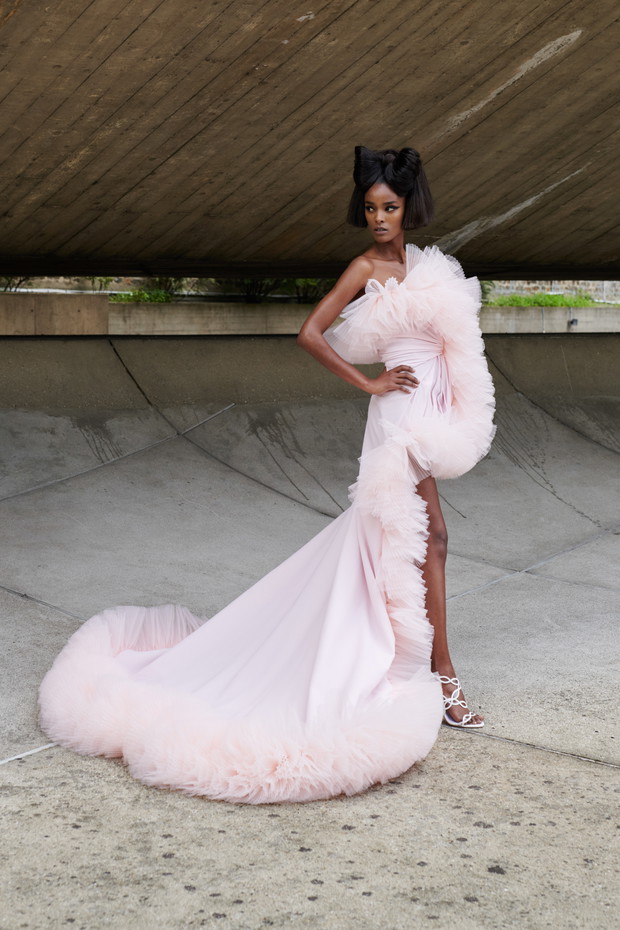 Backstage: Giambattista Valli haute couture jesień-zima 2021/2022