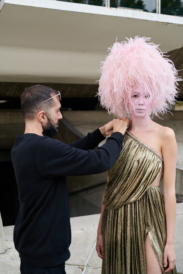 Backstage: Giambattista Valli haute couture jesień-zima 2021/2022
