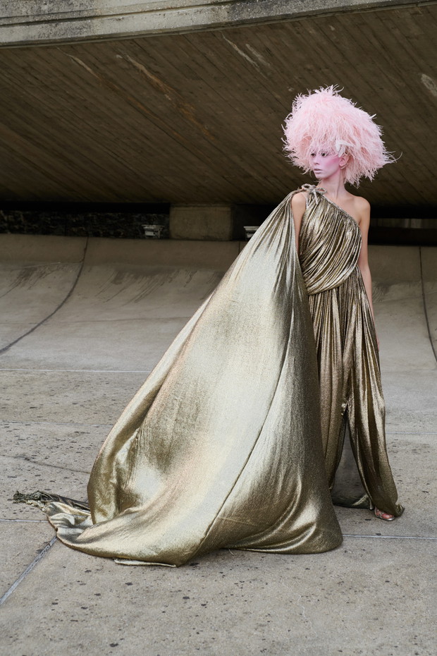Backstage: Giambattista Valli haute couture jesień-zima 2021/2022