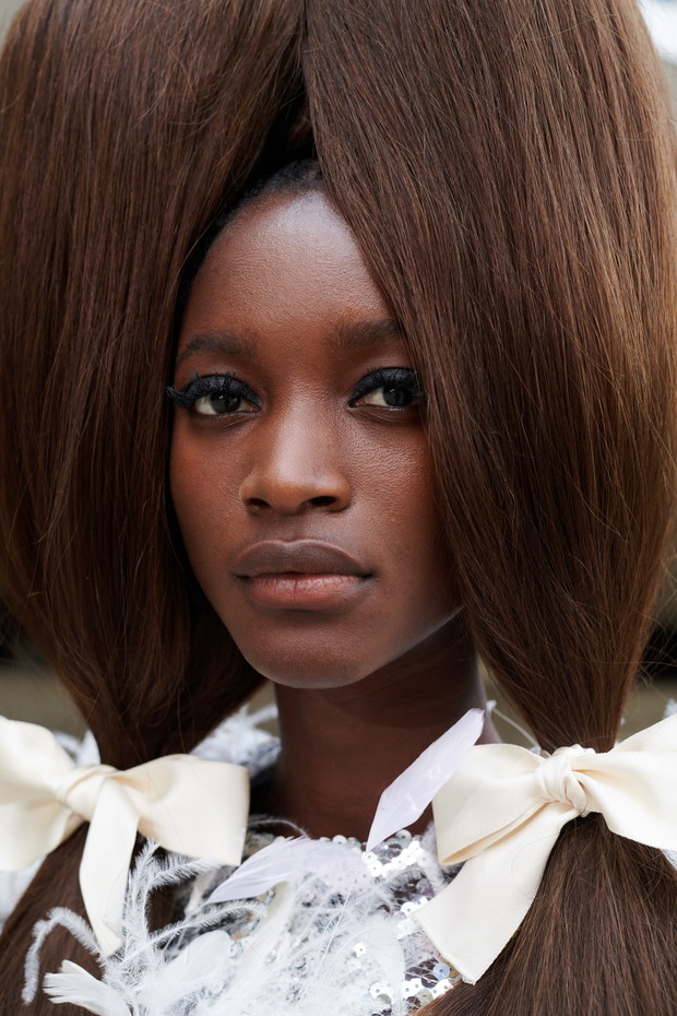 Backstage: Giambattista Valli haute couture jesień-zima 2021/2022