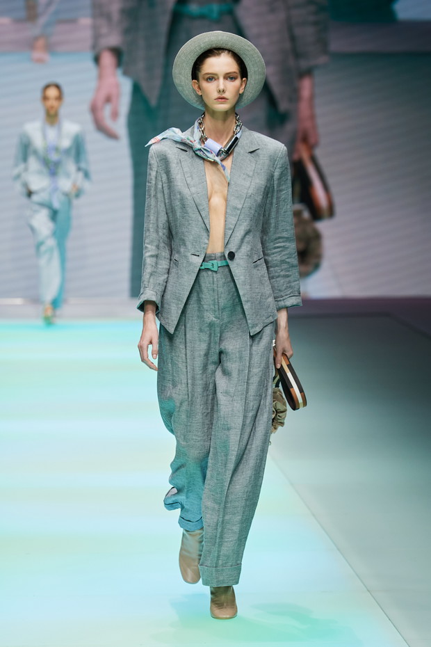 Emporio Armani wiosna-lato 2022
