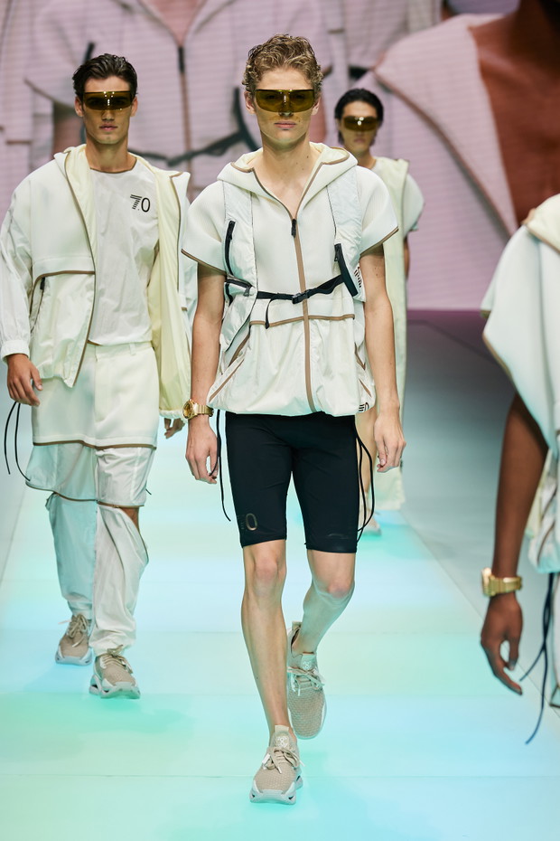 Emporio Armani wiosna-lato 2022