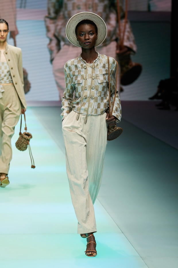 Emporio Armani wiosna-lato 2022